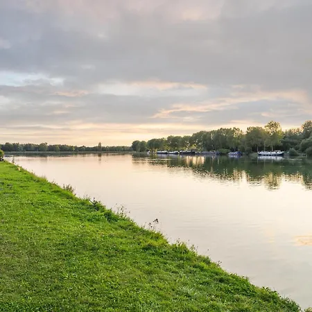 In Tournai Near Forest Dock 펜션 Antoing